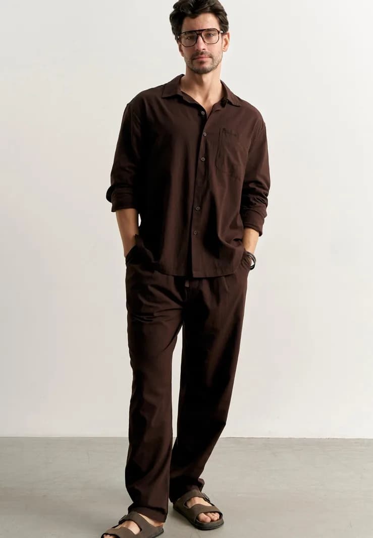 Adam Saint Костюм