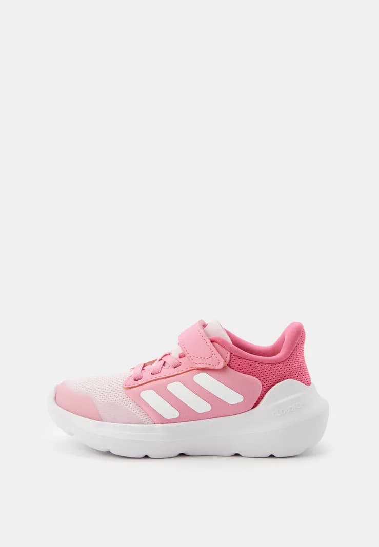 adidas Кроссовки