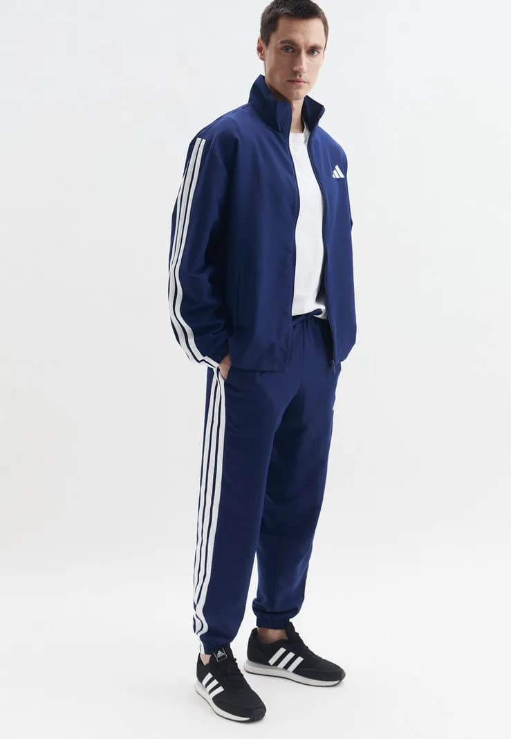 adidas Костюм спортивный